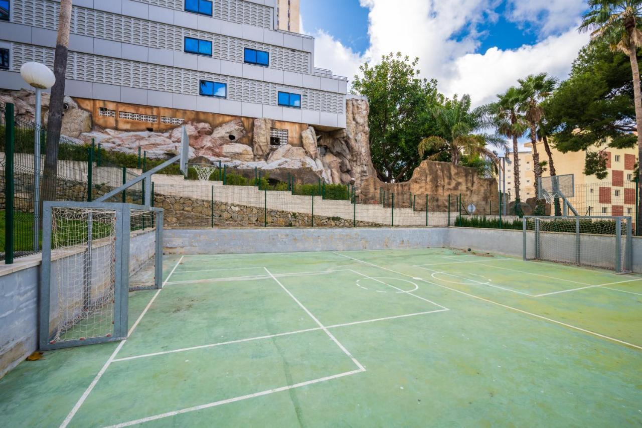 Beautiful 2 Bedroom In Parque Loix 3 Minutes Walk To The Beach Benidorm Bagian luar foto